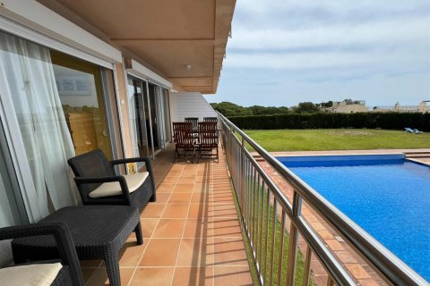 Huoneisto myytävänä Sant Feliu de Guixols, Girona, Espanja, 2 makuuhuonetta, No. 141193 - kuva 23