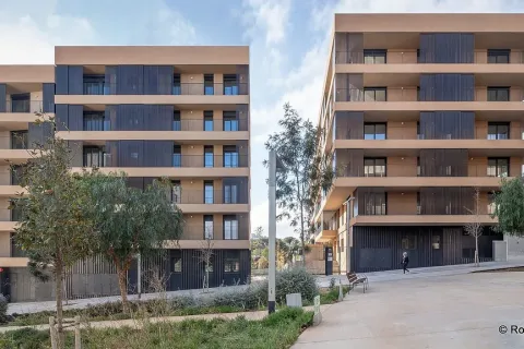 Huoneisto myytävänä Barcelona, Espanja, 3 makuuhuonetta, No. 141195 - kuva 3