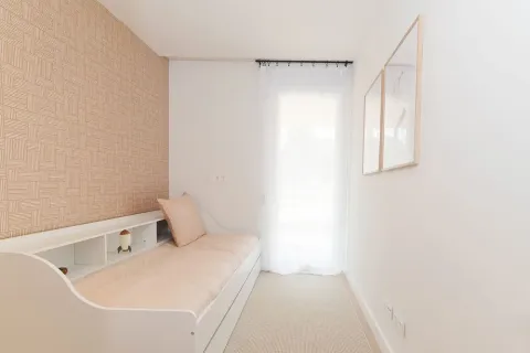 Huoneisto myytävänä Barcelona, Espanja, 3 makuuhuonetta, No. 141195 - kuva 14