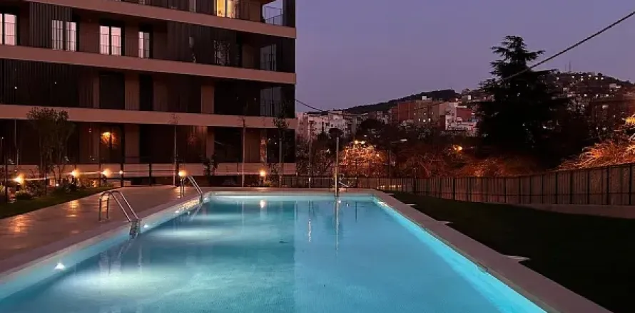 Huoneisto Barcelona, Espanja 3 makuuhuonetta, No. 141195