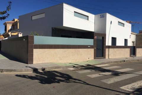 Duplex for sale Mil Palmeras, Alicante, Spain 4 bedrooms, 120 sq.m. No. 119196 - photo 1