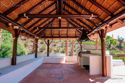Apartment for sale Nueva Andalucia, Malaga, Spain 2 bedrooms, 89 sq.m. No. 132977 - photo 5