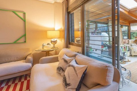 Apartment for sale Madrid, Spain 2 bedrooms, 143 sq.m. No. 76227 - photo 9