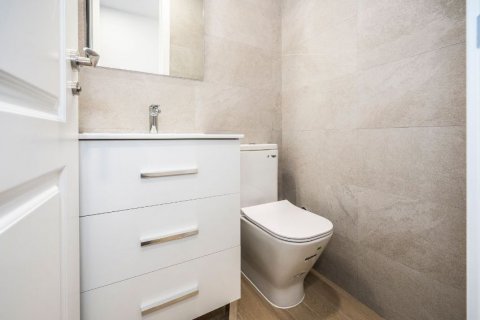 Apartment for sale Madrid, Spain 2 bedrooms,  No. 76231 - photo 8