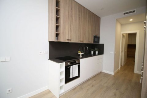 Apartment for sale Madrid, Spain 2 bedrooms, 69 sq.m. No. 76228 - photo 4
