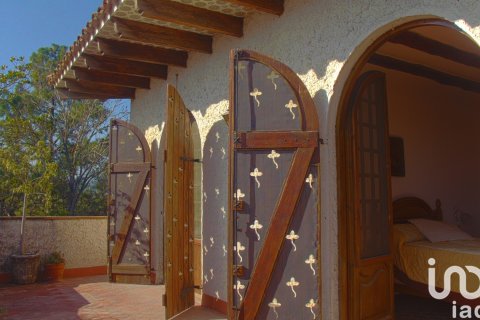 Hus till salu i Valls, Tarragona, Spanien 4 sovrum, 531 kvm. Nr. 154104 - foto 17