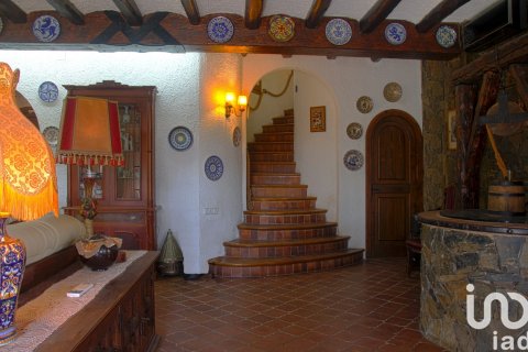 Hus till salu i Valls, Tarragona, Spanien 4 sovrum, 531 kvm. Nr. 154104 - foto 11