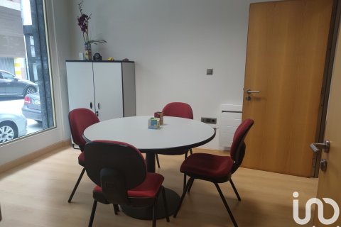 Komerciāls īpašums pārdošanā A Coruna, Spānijā 95 m2 Nr. 154101 - attēls 8