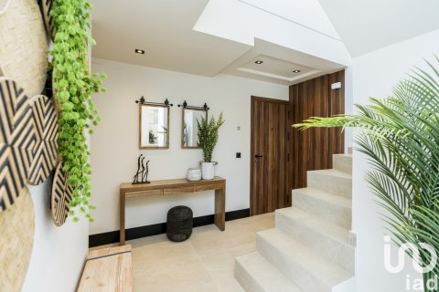 Продажа пентхауса в Нуэва Андалусия, Малага, Испания 3 спальни, 122м2 №154102 - фото 8