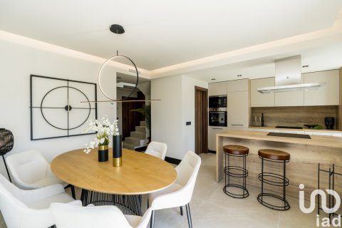 Продажа пентхауса в Нуэва Андалусия, Малага, Испания 3 спальни, 122м2 №154102 - фото 12