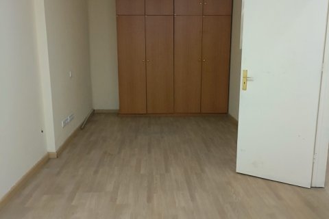 Commercial property for sale in L'Hospitalet de Llobregat, Barcelona, Spain 5 bedrooms, 171 sq.m. No. 154106 - photo 6