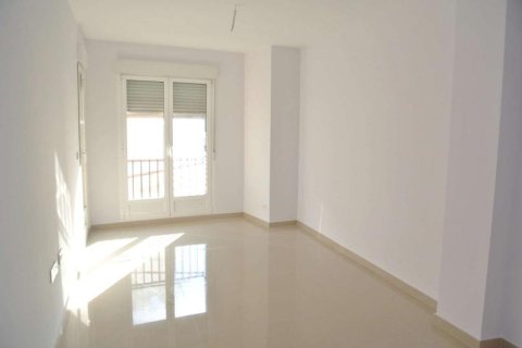 Lägenhet till salu Villena, Alicante, Spanien 5 sovrum, 283 kvm. Nr. 139518 - foto 3