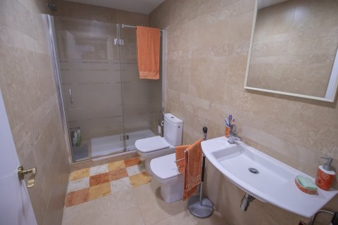 House for sale in Coma-Ruga, Tarragona, Spain 8 bedrooms, No. 141288 - photo 21