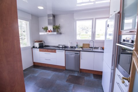 House for sale in Coma-Ruga, Tarragona, Spain 8 bedrooms, No. 141288 - photo 13