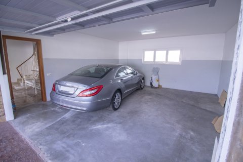 House for sale in Coma-Ruga, Tarragona, Spain 8 bedrooms, No. 141288 - photo 30