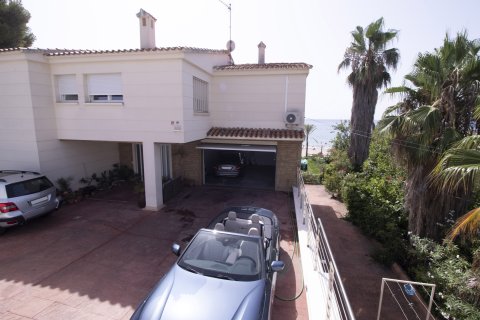 House for sale in Coma-Ruga, Tarragona, Spain 8 bedrooms, No. 141288 - photo 27