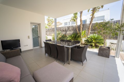 House for sale in Coma-Ruga, Tarragona, Spain 4 bedrooms, No. 141287 - photo 7