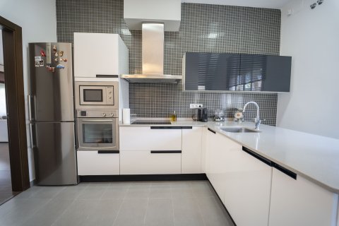 House for sale in Coma-Ruga, Tarragona, Spain 4 bedrooms, No. 141287 - photo 27