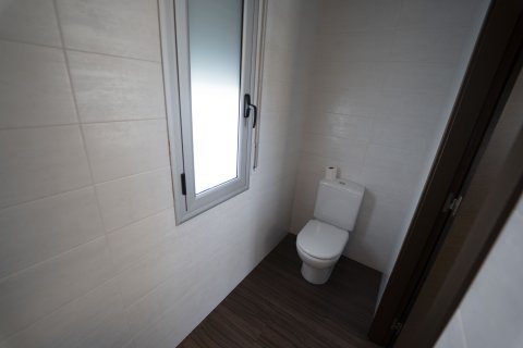 House for sale in Coma-Ruga, Tarragona, Spain 4 bedrooms, No. 141287 - photo 17