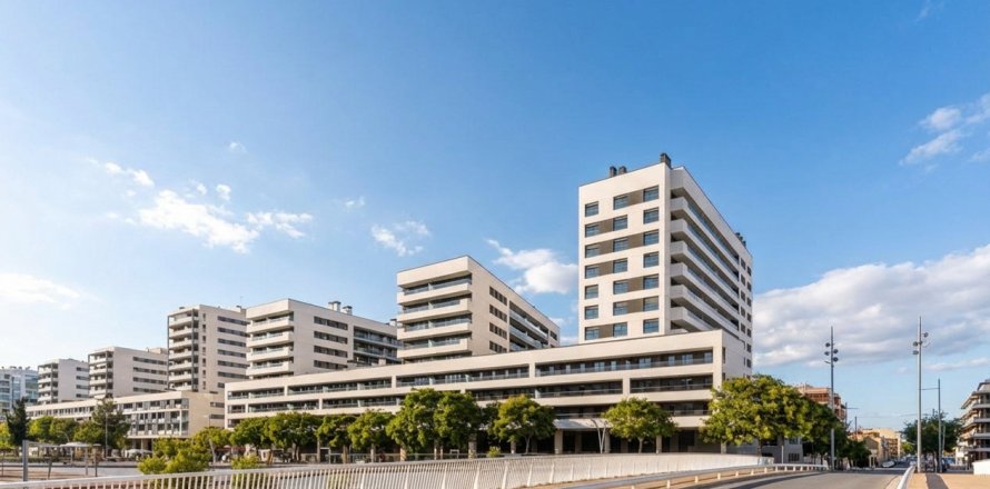 Квартира в Бадалона, Барселона, Испания 4 спальни,  №141284