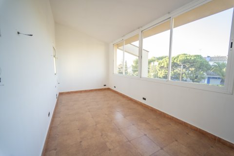 House for sale in Calafell, Tarragona, Spain 4 bedrooms, No. 141286 - photo 22