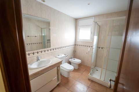 House for sale in Calafell, Tarragona, Spain 4 bedrooms, No. 141286 - photo 11