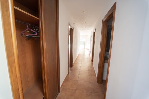 House for sale in Calafell, Tarragona, Spain 4 bedrooms, No. 141286 - photo 18