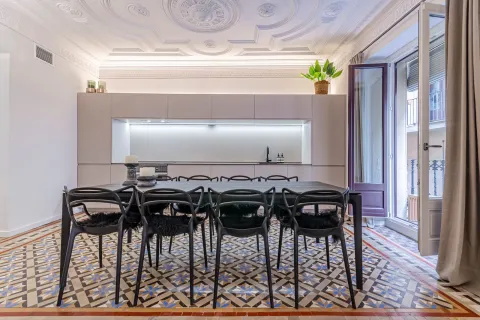 Apartamento en venta en Barcelona, España 2 dormitorios, No. 141289 - foto 3