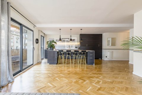 Dzīvoklis pārdošanā Barcelona, Spānijā 2 istabas, 120 m2 Nr. 150338 - attēls 7