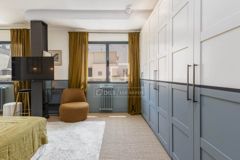 Dzīvoklis pārdošanā Barcelona, Spānijā 2 istabas, 120 m2 Nr. 150338 - attēls 22