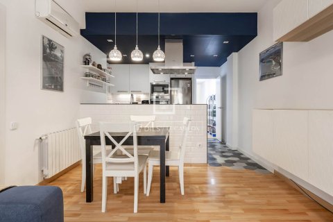 Dzīvoklis pārdošanā Barcelona, Spānijā 3 istabas, 94 m2 Nr. 150335 - attēls 6