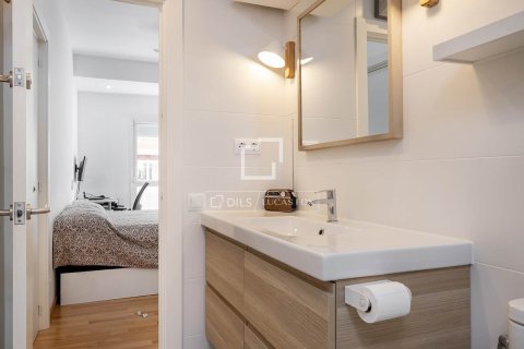 Dzīvoklis pārdošanā Barcelona, Spānijā 3 istabas, 94 m2 Nr. 150335 - attēls 17