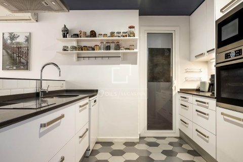 Dzīvoklis pārdošanā Barcelona, Spānijā 3 istabas, 94 m2 Nr. 150335 - attēls 10