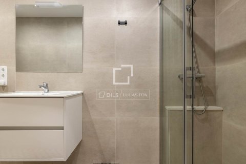 Dzīvoklis pārdošanā Barcelona, Spānijā 3 istabas, 94 m2 Nr. 150335 - attēls 20