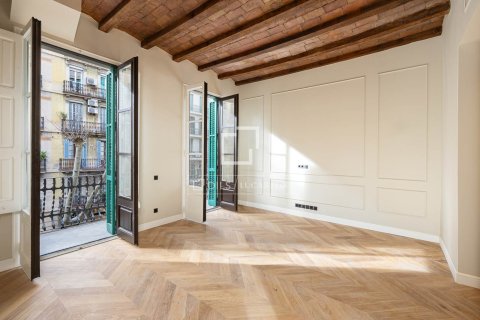 Apartamento en venta en Barcelona, España 2 dormitorios, 97 m2 No. 150340 - foto 4
