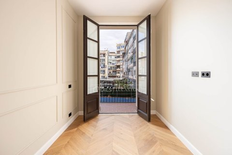 Apartamento en venta en Barcelona, España 2 dormitorios, 97 m2 No. 150340 - foto 19