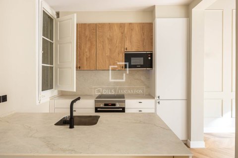 Apartamento en venta en Barcelona, España 2 dormitorios, 97 m2 No. 150340 - foto 8