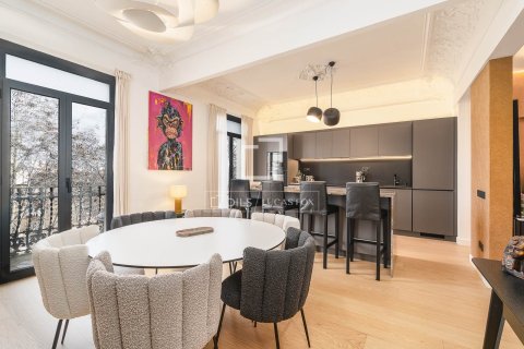 Dzīvoklis pārdošanā Barcelona, Spānijā 4 istabas, 134 m2 Nr. 150339 - attēls 8