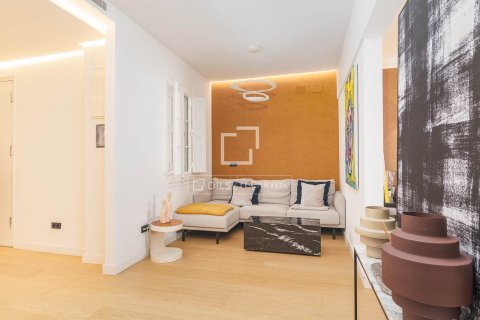 Dzīvoklis pārdošanā Barcelona, Spānijā 4 istabas, 134 m2 Nr. 150339 - attēls 19