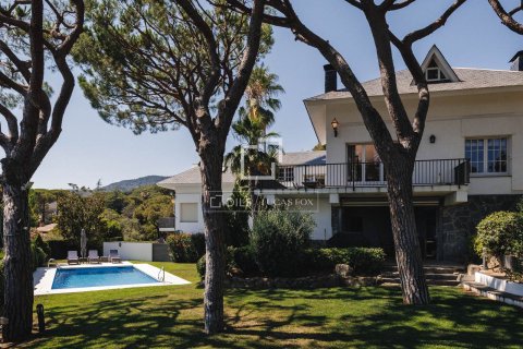 Villa in Cabrera de Mar, Barcelona, Spain 6 bedrooms, 600 sq.m. No. 150341
