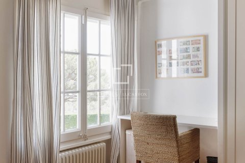 Villa for sale in Cabrera de Mar, Barcelona, Spain 6 bedrooms, 600 sq.m. No. 150341 - photo 28