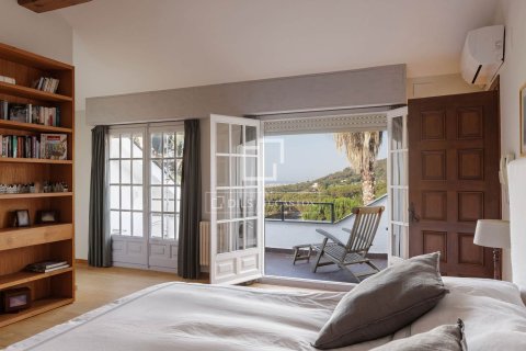 Villa for sale in Cabrera de Mar, Barcelona, Spain 6 bedrooms, 600 sq.m. No. 150341 - photo 19