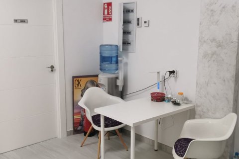 Kommersiell fastighet till salu i La Zenia, Alicante, Spanien Nr. 165007 - foto 14