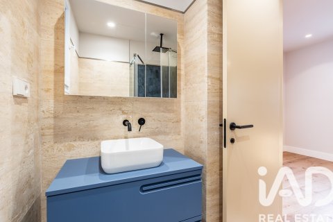 Apartament w Madrid, Hiszpania 3 sypialnie, 187 mkw. nr 152302 – zdjęcie 22