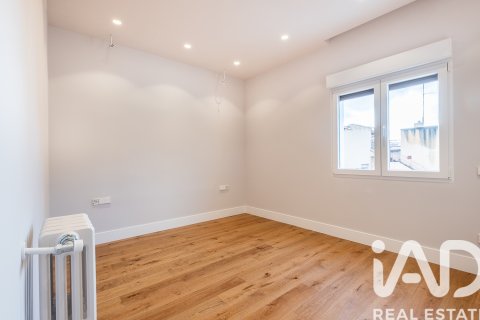 Apartament w Madrid, Hiszpania 3 sypialnie, 187 mkw. nr 152302 – zdjęcie 16