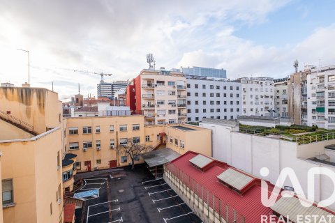 Apartament w Madrid, Hiszpania 3 sypialnie, 187 mkw. nr 152302 – zdjęcie 24