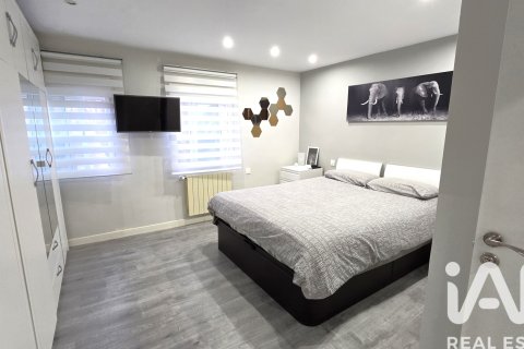 Lägenhet till salu i Alcala de Henares, Madrid, Spanien 3 sovrum, 93 kvm. Nr. 152305 - foto 18