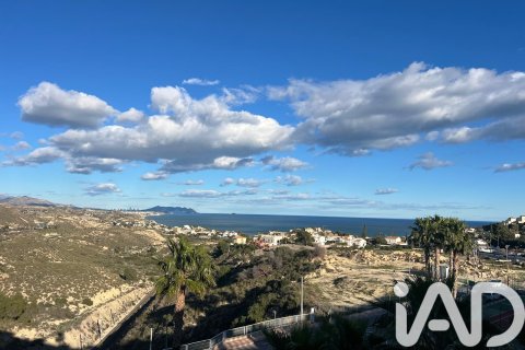 Takvåning till salu i El Campello, Alicante, Spanien 2 sovrum, 100 kvm. Nr. 152304 - foto 2