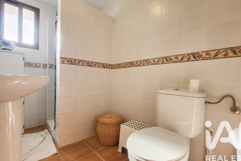 Hus till salu i Antequera, Malaga, Spanien 3 sovrum, 200 kvm. Nr. 152300 - foto 25