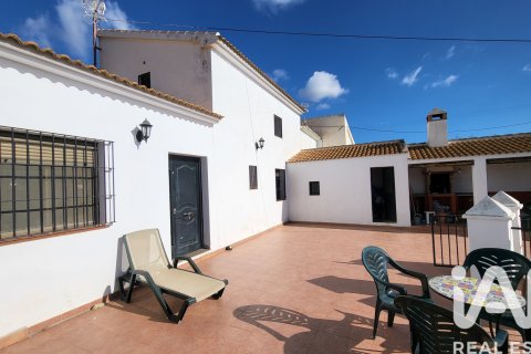 Hus till salu i Antequera, Malaga, Spanien 3 sovrum, 200 kvm. Nr. 152300 - foto 3